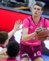 kaiyun-潜力新人意外掉落 勇士还愿送出手中的28号签吗？